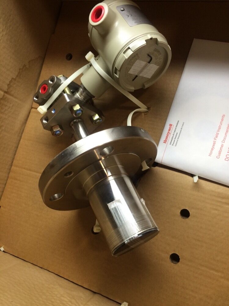 HONEYWELL ST3000 SMART PRESSURE TRANSMITTER STR12D-11D-120EFAEA7040-1C+XXXX