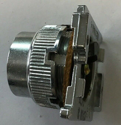 CUTLER HAMMER 10250T3033 SELECTOR SWITCH CODE3 3POS W/O KNOB