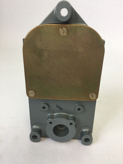 ALLEN BRADLEY 801-ASC29 LIMIT SWITCH ROLLER LEVER  600V AC/DC NO-NC CONTACT