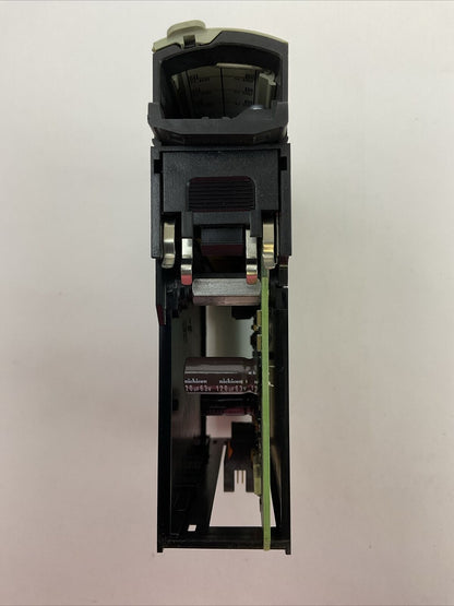 ALLEN BRADLEY 1756-OB16E SER A CAT REV M01 F/W REV 3.2 DC EFUSED OUT 16PT 24VDC
