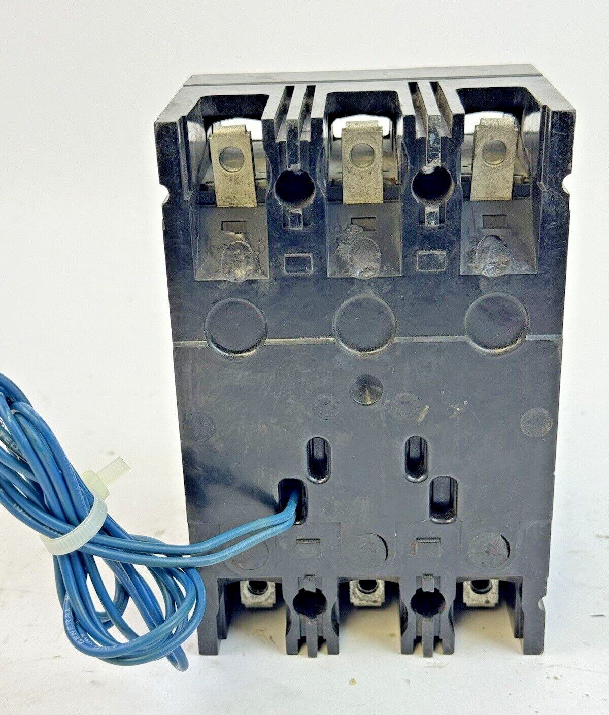 GE - TE31M100MD - MINE DUTY CIRCUIT BREAKER W/ MANUAL RESET UNDERVOLTAGE RELEASE