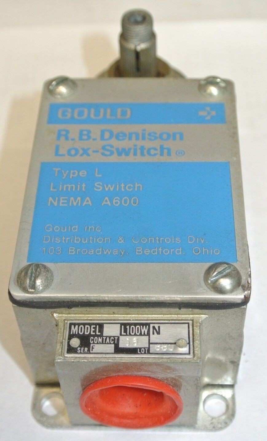 R.B. DENISON L100WN-2M LIMIT SWITCH 600V MAX GOULD / TELEMECANIQUE NEW SURPLUS