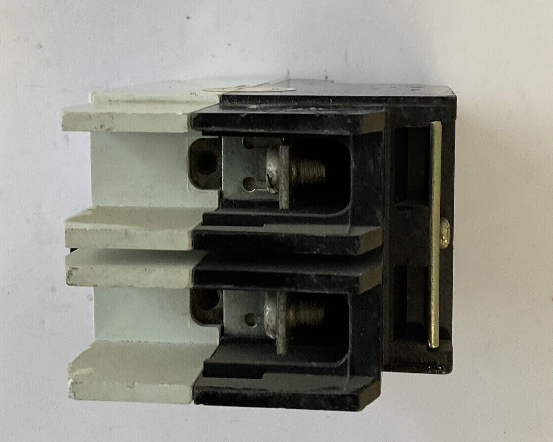 WESTINGHOUSE GDB 14K CIRCUIT BREAKER 15A 480VAC 2POLE 50/60HZ GDB2015