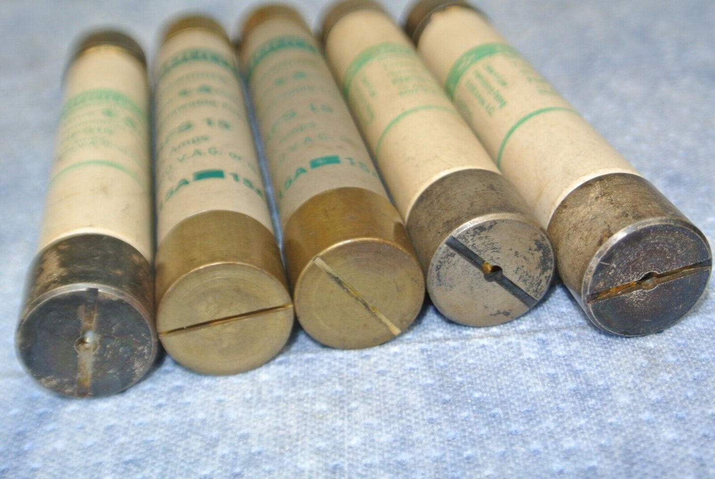 LOT of 5 / GOULD RFS15 RENEWABLE FUSES / 15A / 600V