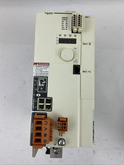 SCHNEIDER ELECTRIC LXM32MD72N4 AC SERVO DRIVE INPUT 3PH 208/400/480V OUTPUT 7kW