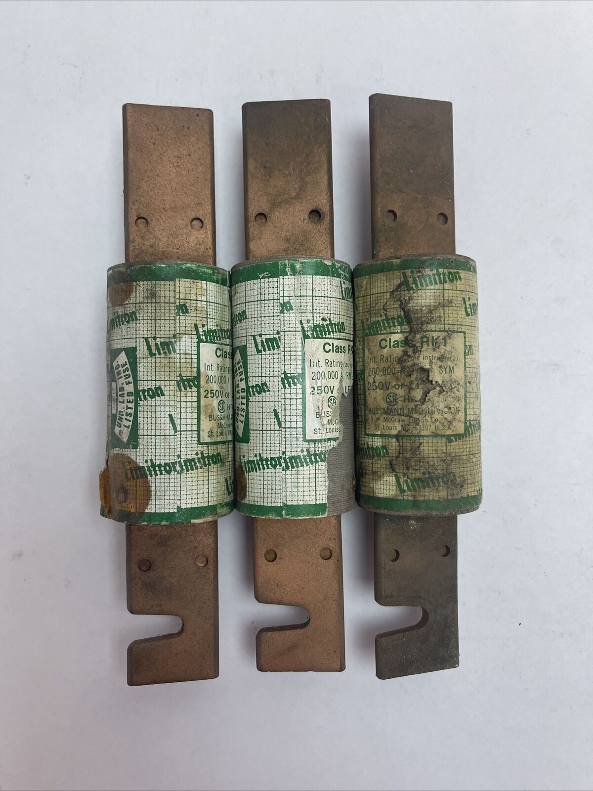 BUSSMANN KTN-R200 LIMITRON FAST-ACTING CLASS RK1 FUSE 200AMP 250VAC (LOT OF 3)