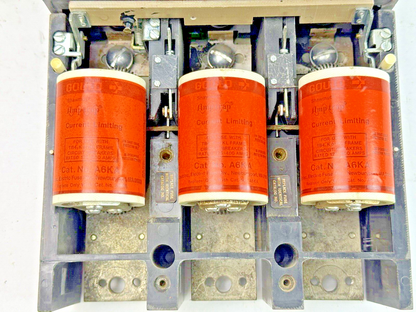 GE - TB43200 - TRI-BREAK FUSED BREAKER W/ SHUNT - TB43F - 200 A, 3 POLE, 600 VAC