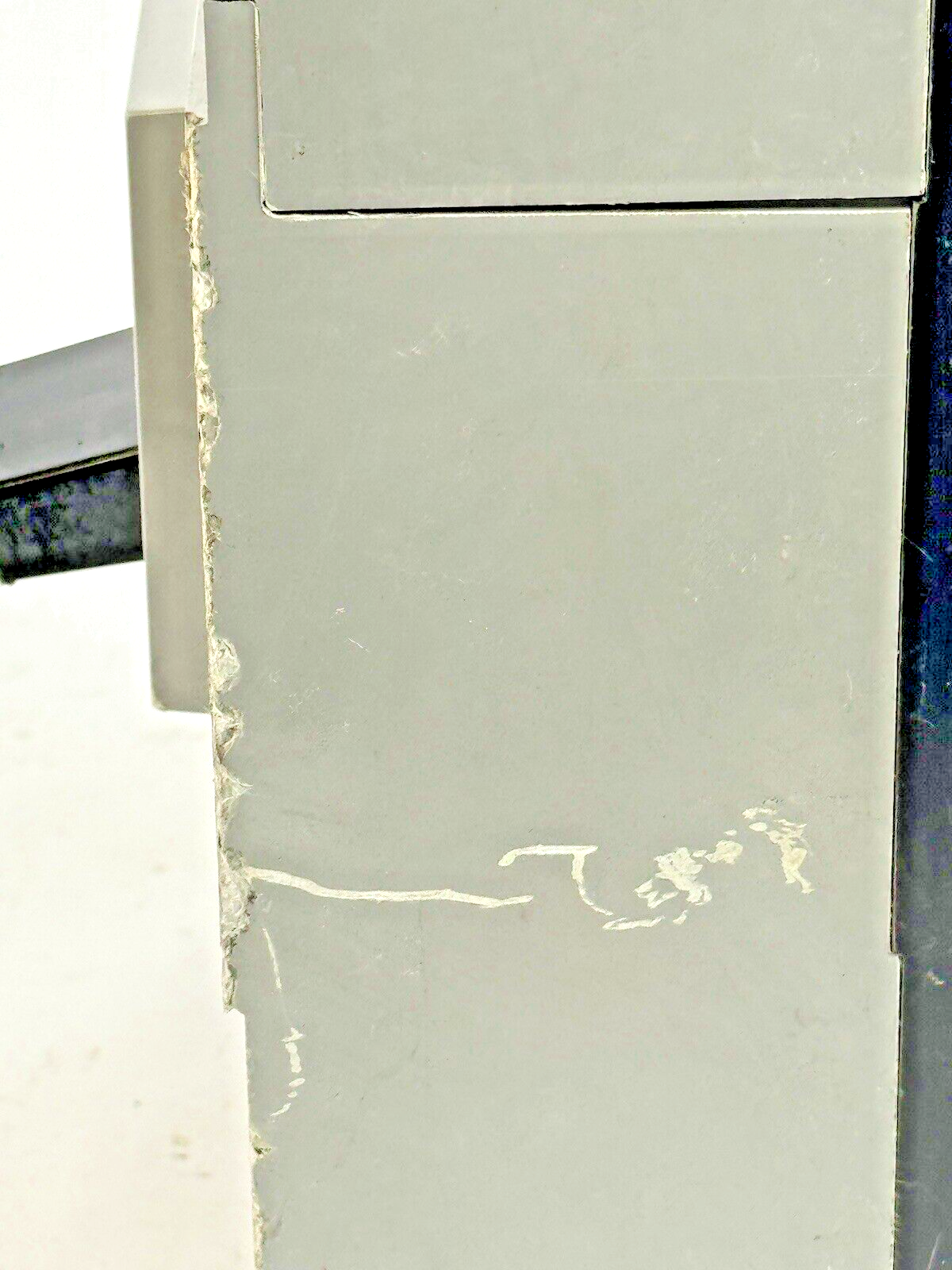 SIEMENS - JXD22S400A - SENTRON MOLDED CASE SWITCH - 2 POLE/400A/600VAC/JXD2-A