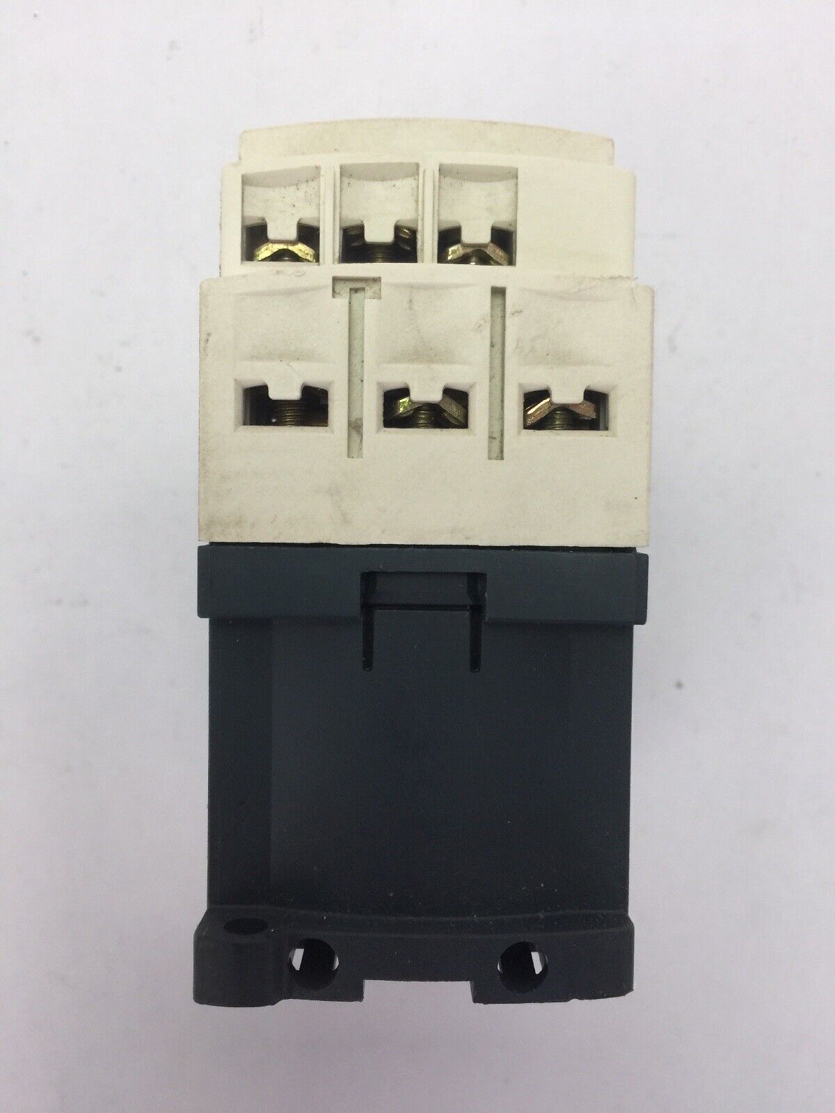 TELEMECANIQUE CAD50 BL RELAY 600VAC 10A  COIL 24VDC 2,4 W