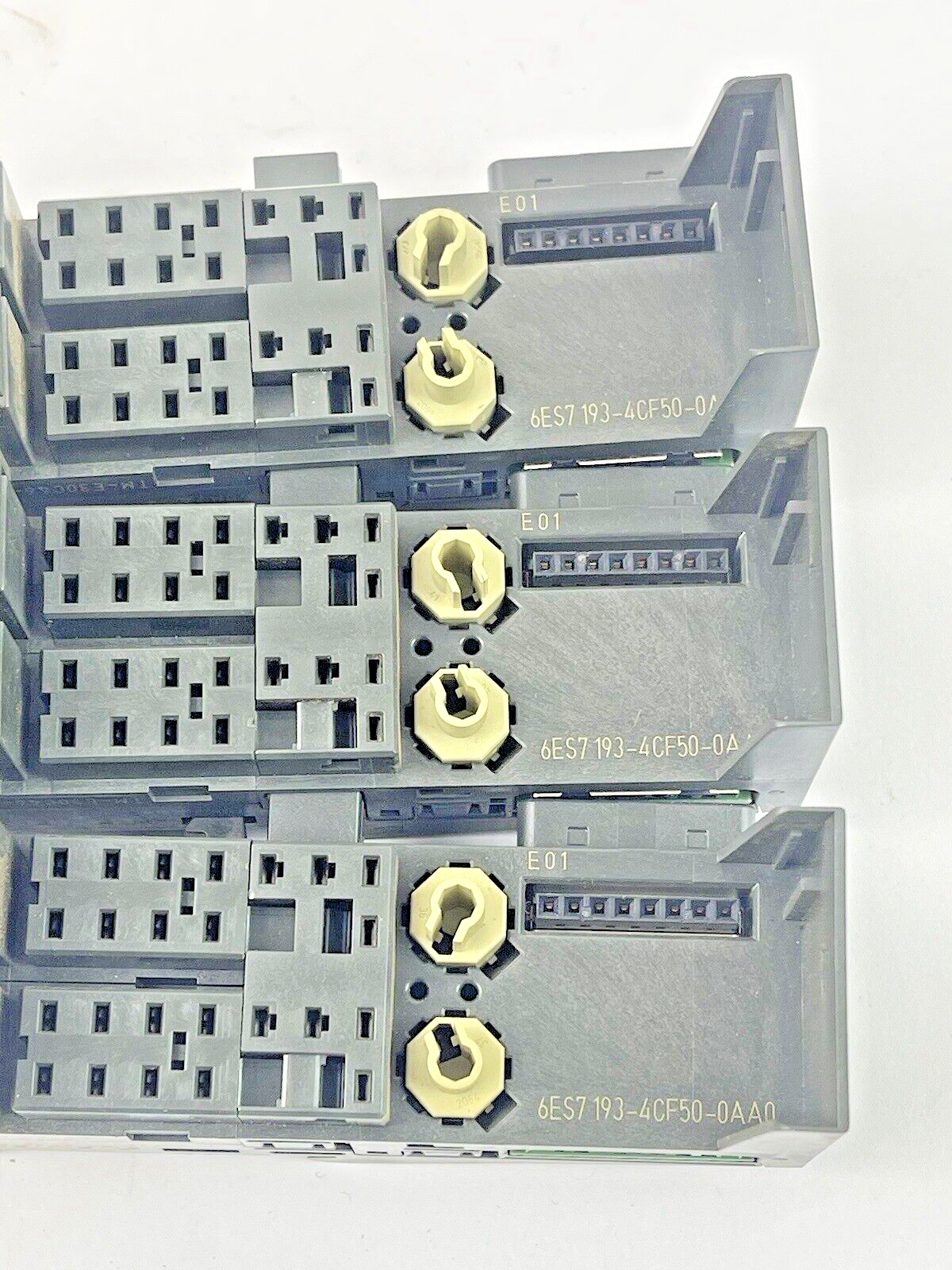 SIEMENS *LOT OF 3* 6ES7 193-4CF50-0AA0 SIMATIC S7 TM-E30C46-A1 TERMINAL MODULES