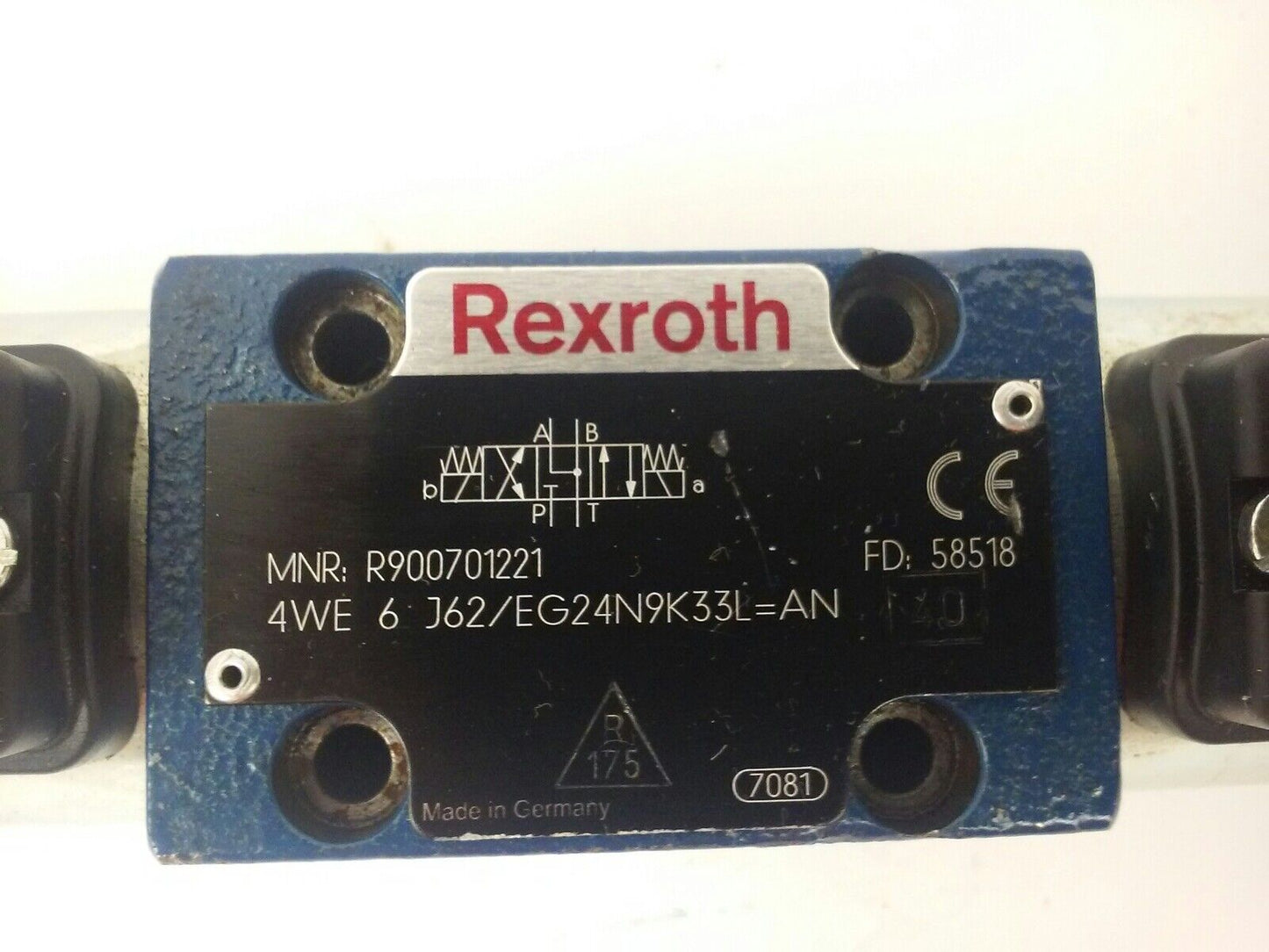 REXROTH,  HYDRAULIC VALVE, 4WE 6 J62/EG24N9K33L=AN, MNR:R900701221, USED
