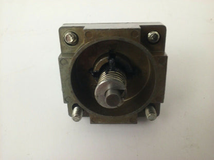 SQUARE D 31032-342-52 TOP ROLLER PLUNGER LIMIT SWITCH HEAD CLASS 9007