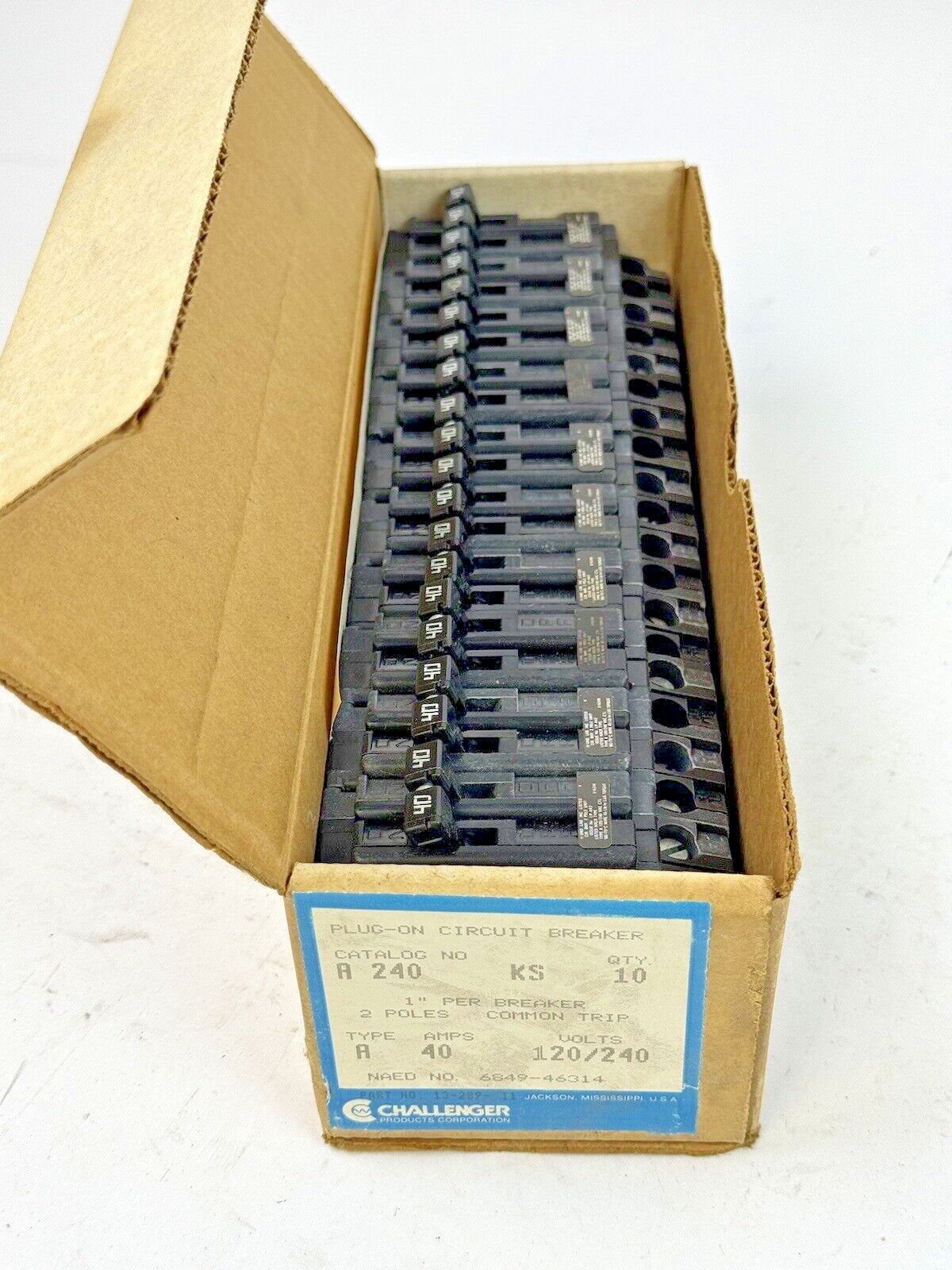 CHALLENGER/ SYLVANIA *BOX OF 10* - A 240 KS- CIRCUIT BREAKERS -40A/240VAC/2 POLE