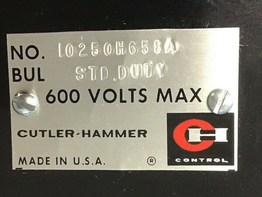 CUTLER HAMMER 10250H658A PUSH BUTTON STATION NEMA4&5 STANDARD DUTY 600V
