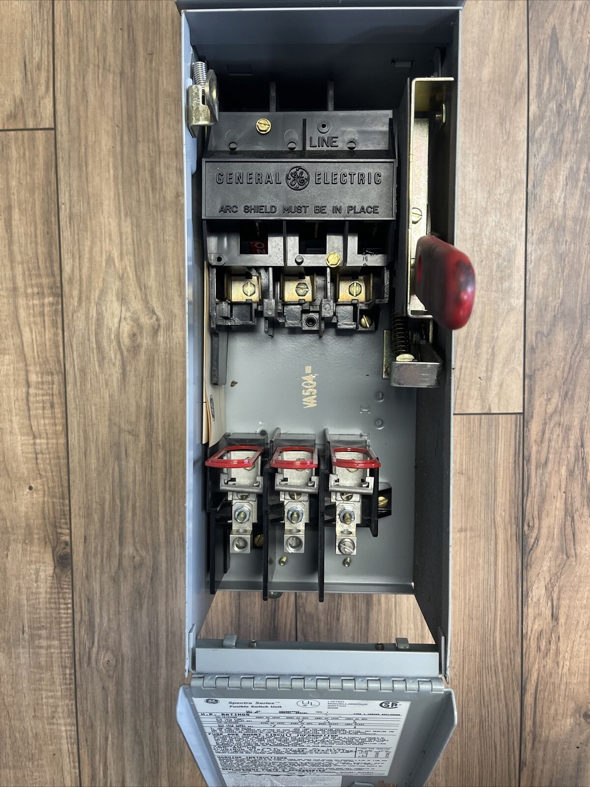 GE ADS36030HD FUSIBLE PANELBOARD SWITCH UNIT 30A 600V 20HP 3P SPECTRA SERIES