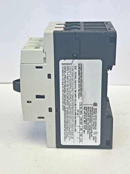 SIEMENS - 3RV1011-0DA15 & 3RV1901-1E-CIRCUIT BREAKER W/ SWITCH TRANSVERSE