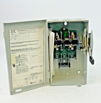 EATON - DG221UGB SER. B - GD SAFETY SWITCH - 30A/ 240VAC/ 2 POLE/ 1 PH/ TYPE 1