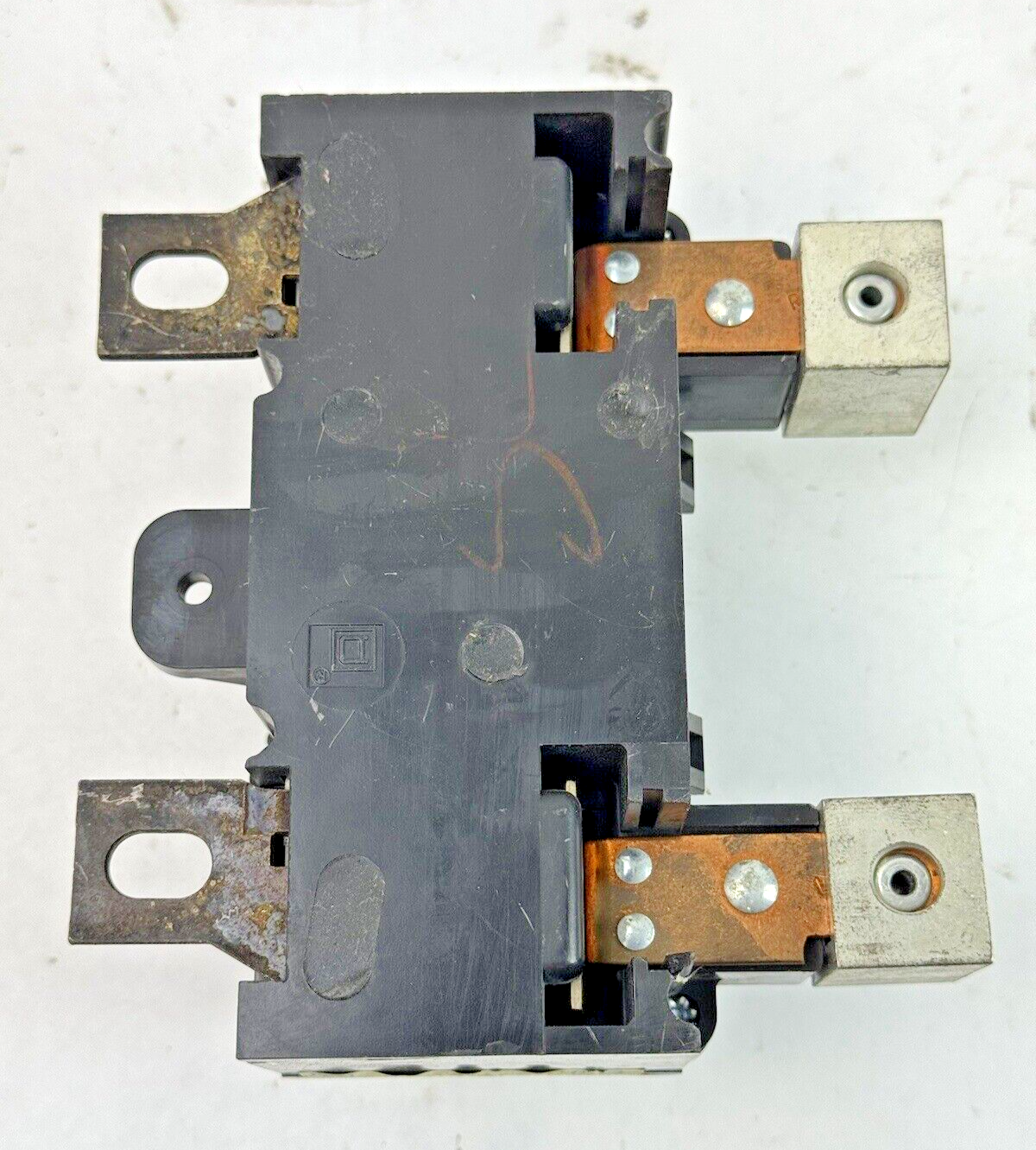 SQUARE D - QOM225 - MAIN CIRCUIT BREAKER - 2 POLE/ 225 A/ 240 VAC