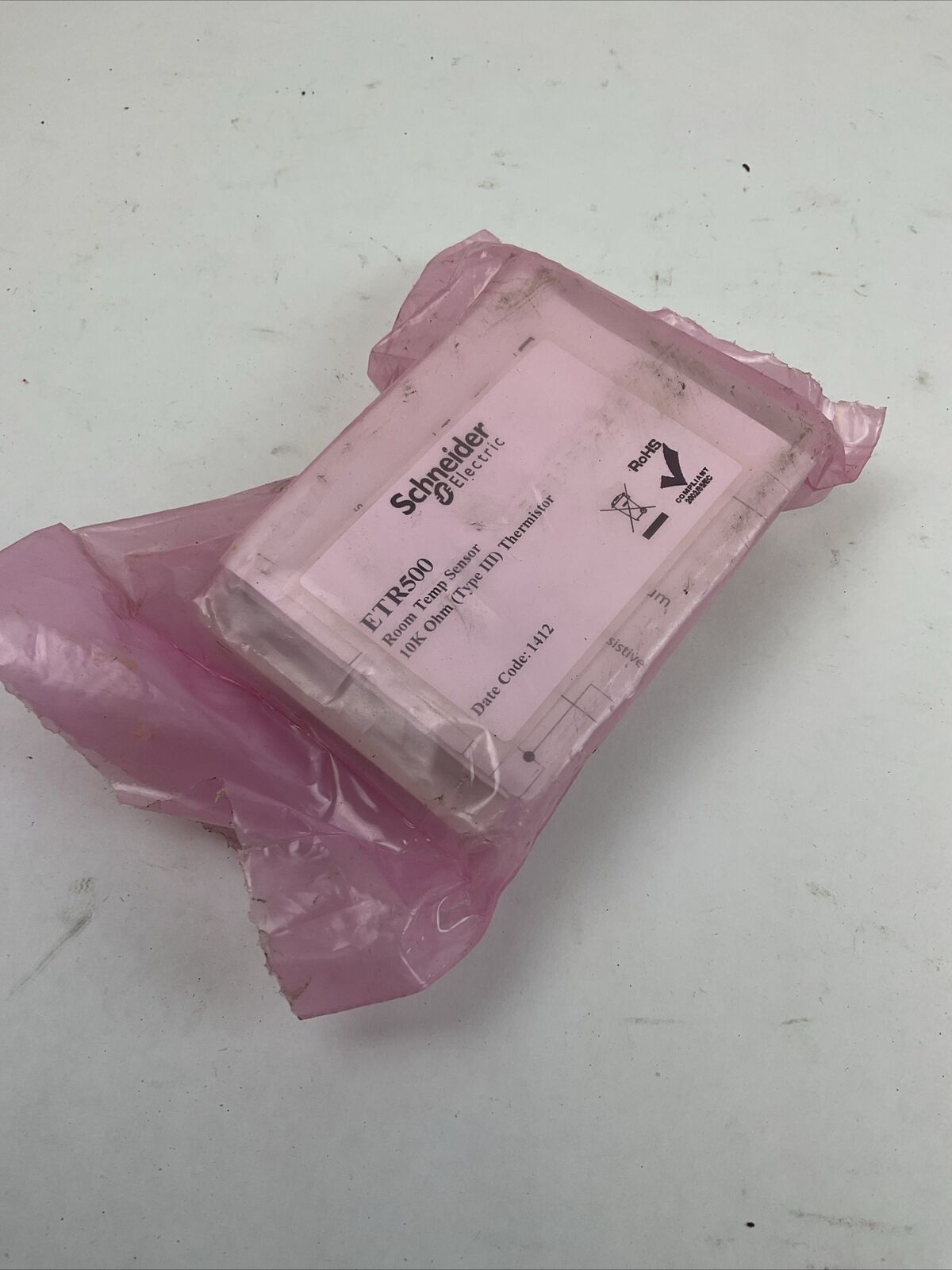 SCHNEIDER ELECTRIC ETR500 ROOM TEMPERATURE SENSOR 10K OHM (TYPE III) THEMISTOR