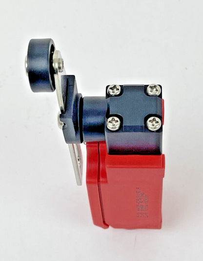 ALLEN BRADLEY - 440P-CALS11E - SERIES A - GUARD MASTER - LIMIT SWITCH
