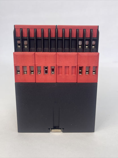 TELEMECANIQUE XPSAMF5142 RELAY 24V