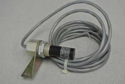 ALLEN-BRADLEY 870-N20 Ser. C / SENSING HEAD, 5/8" DIAMETER - NEW SURPLUS