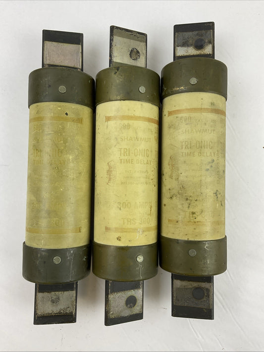 SHAWMUT TRS300 600VAC 300A TRI-ONIC DUAL ELEMENT TIME DELAY FUSE (LOT OF 3)