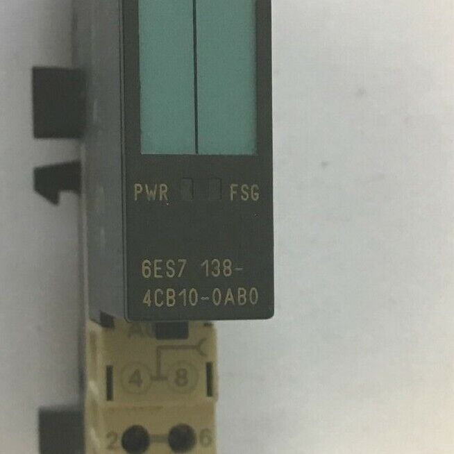 SIEMENS 6ES7 138-4CB10-0AB0 POWER MODULE W/ 6ES7 193-4CD20-0AA0 OUTPUT MODULE