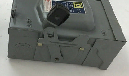 SQUARE D D-211-NRB SAFETY SWITCH 30AMP 120/240VAC 3PH 3HP MAX. SER.E1 RAINPROOF
