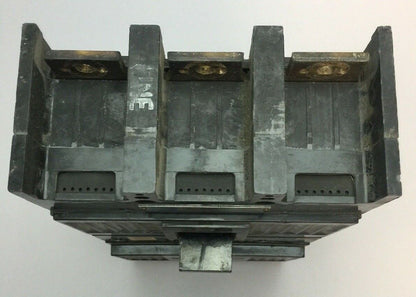 GE TB43F TRI-BREAK CIRCUIT BREAKER 600VAC 250A TRIP A6KA CURRENT LIMITING FUSES