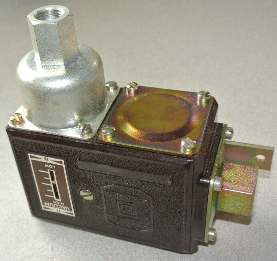 SQUARE D 9016 BSG-1 VACUUM SWITCH - OPEN - 20", CLOSE 14" - NEW SURPLUS