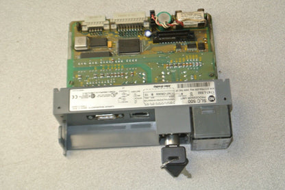 ALLEN-BRADLEY 1747-L532 SLC500 PROCESSOR UNIT - Ser. D, Proc. Rev. 4 - w/ KEYS