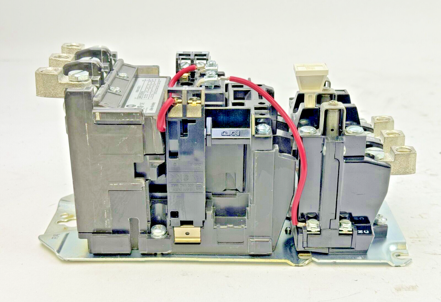 ALLEN-BRADLEY - 500F-COD930 SER. C - 120V COIL W/ 592-EUTC SER. A & 595-AB (X2)