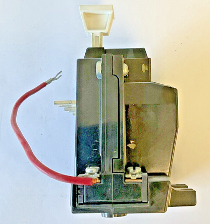 ALLEN-BRADLEY 592-EUTB RELAY SER.A 600VAC