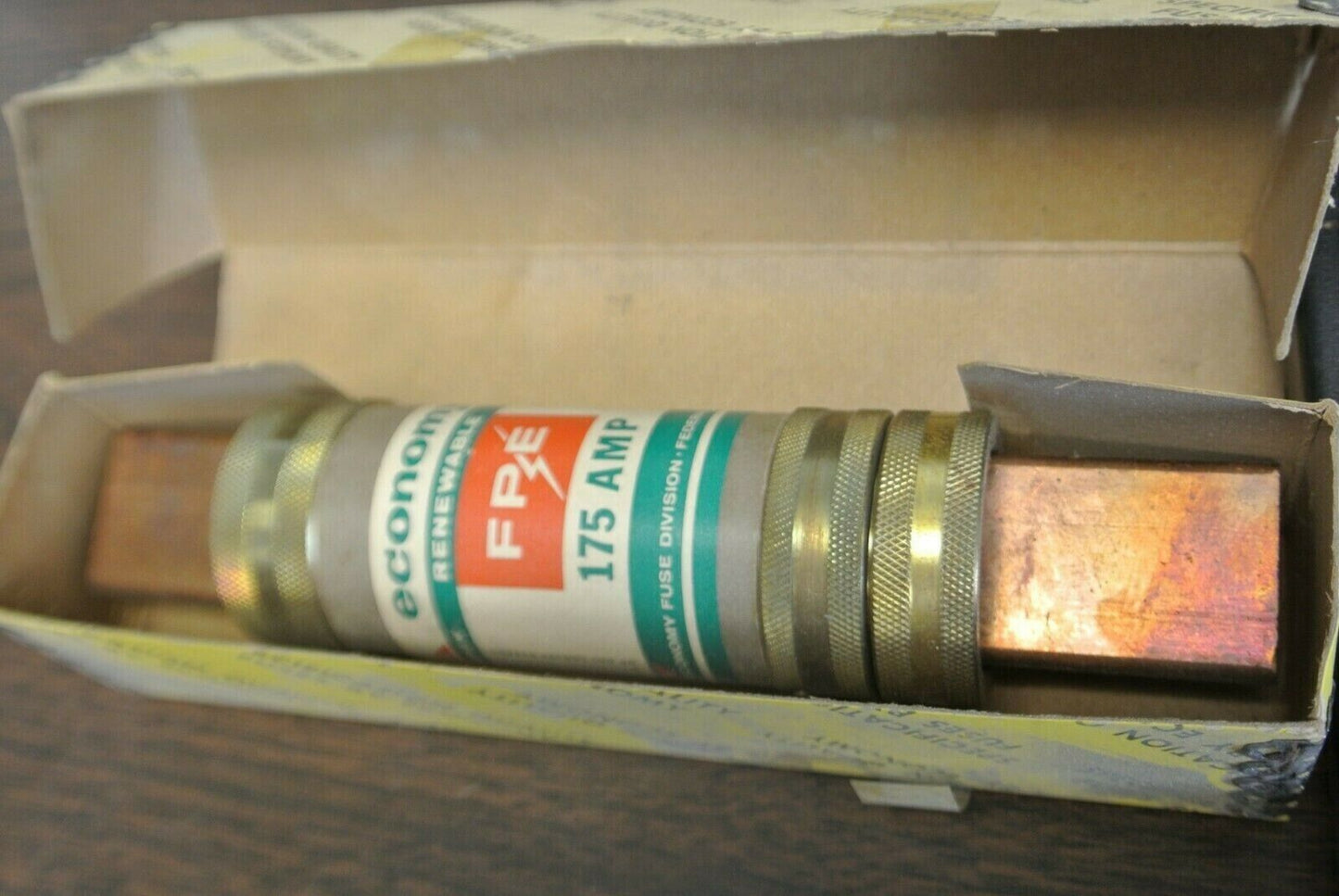 ECONOMY / FPE ERN175 RENEWABLE FUSE / 175A / 250V / NEW SURPLUS