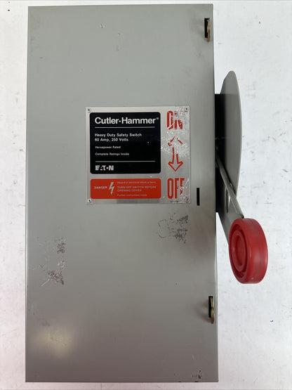 CUTLER HAMMER DH222NGK FUSIBLE SAFETY SWITCH 240VAC 3PH 15HP 250VDC 10HP 2P 60A