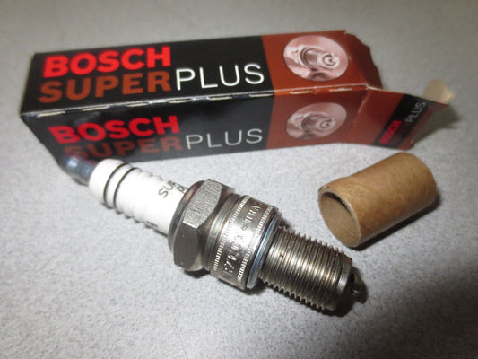 BOSCH 7999 / 0 242 236 538 SUPER PLUS SPARK PLUGS - NEW SURPLUS, PACK of 4 HONDA