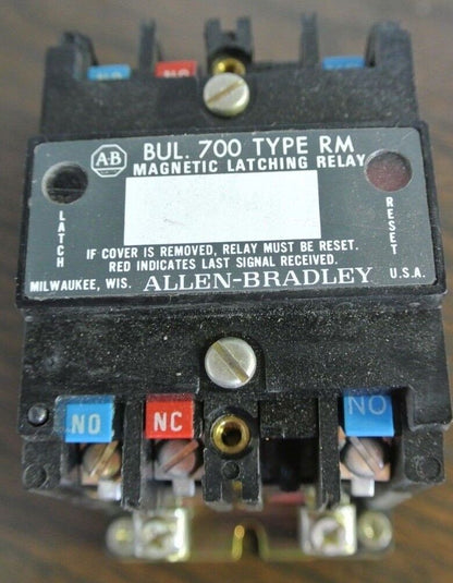 ALLEN-BRADLEY 700-RM210A1 - TYPE RM AC RELAY, OPEN - 115/120V, 60Hz NEW SURPLUS