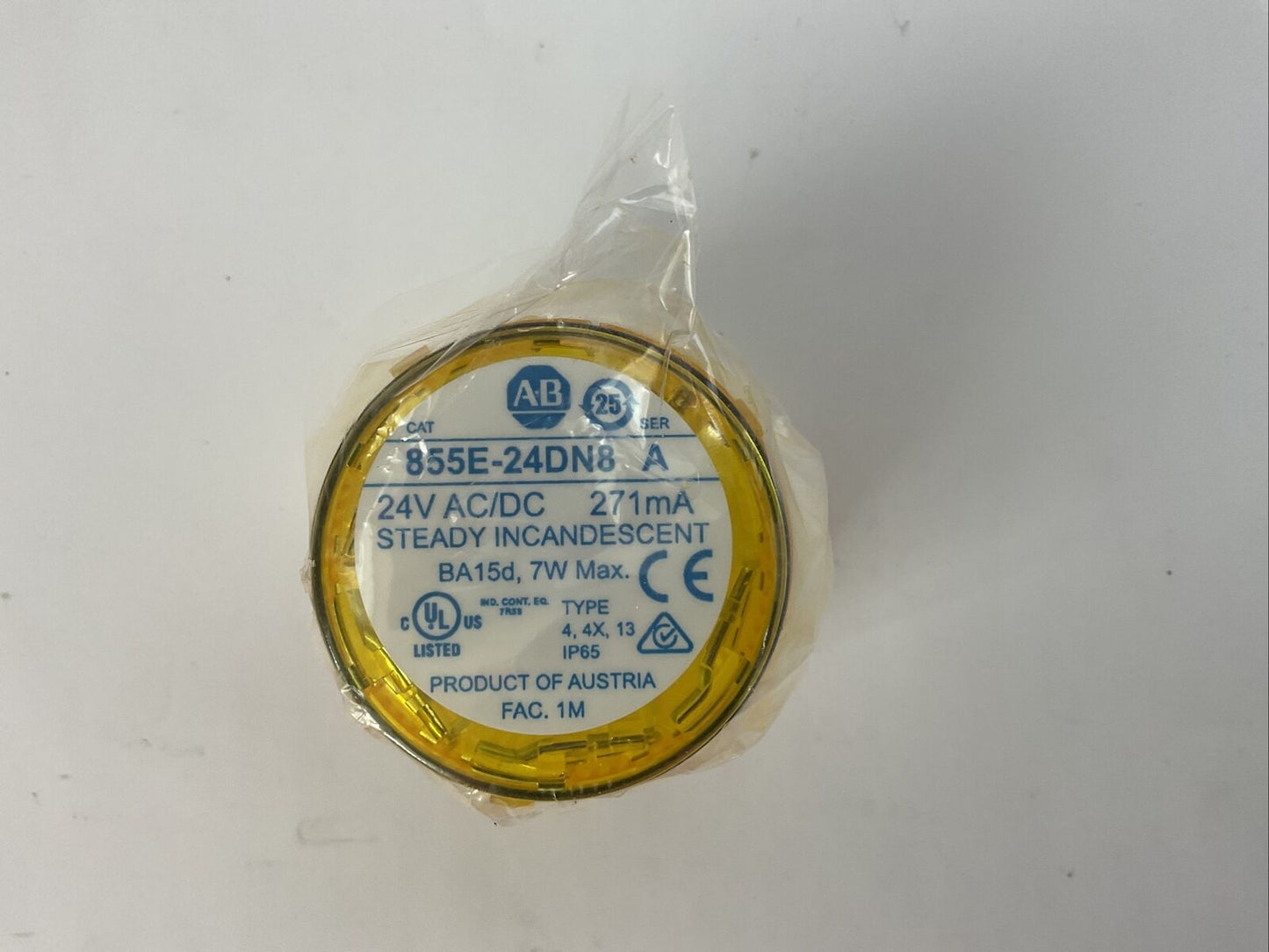 ALLEN BRADLEY 855E-24DN8 24V YELLOW STEADY INCANDESCENT SER A 271mA 7W