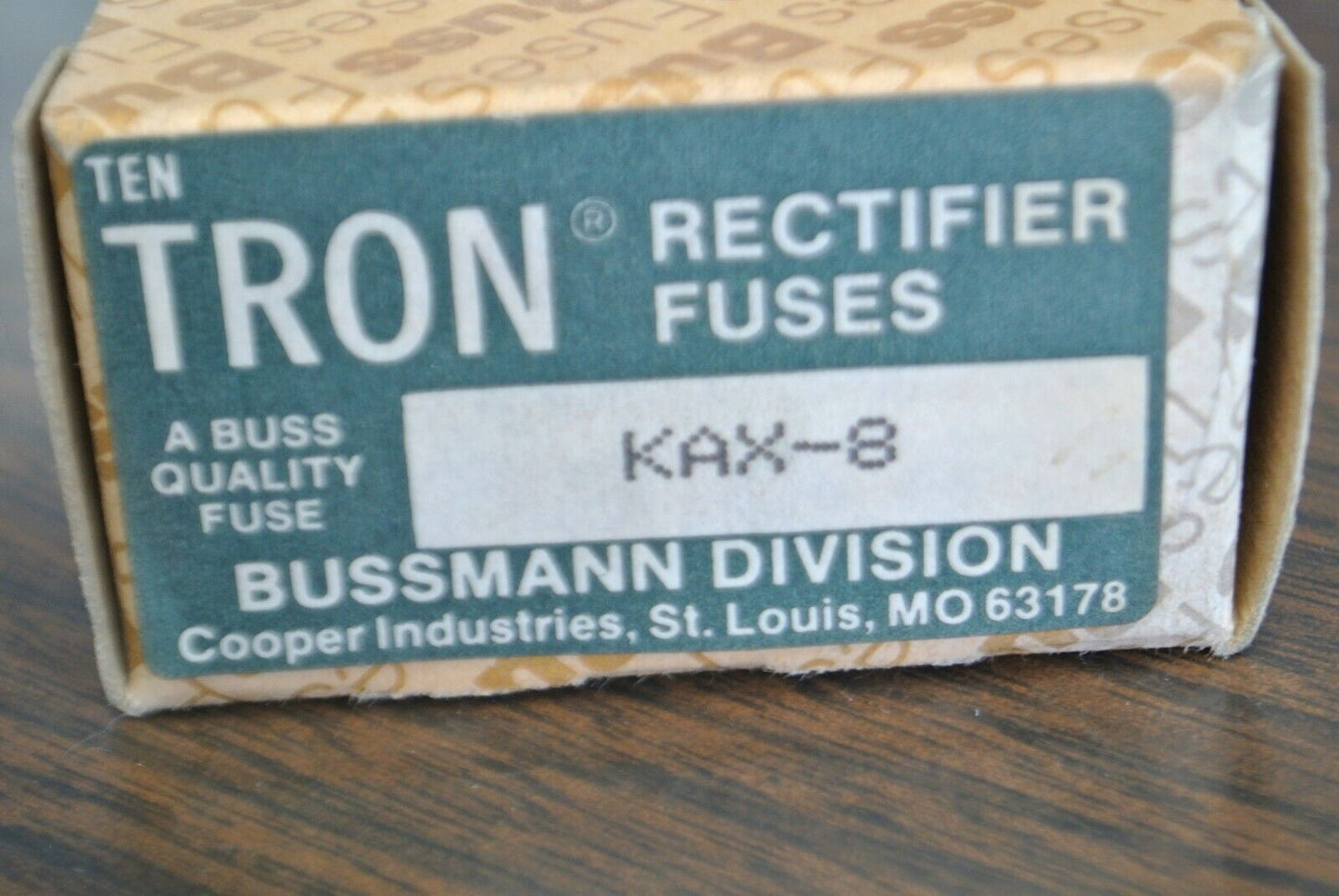 BOX of 10 / BUSSMANN /TRON KAX-8 RECTIFIER FUSE / 8A / 250V / NEW SURPLUS