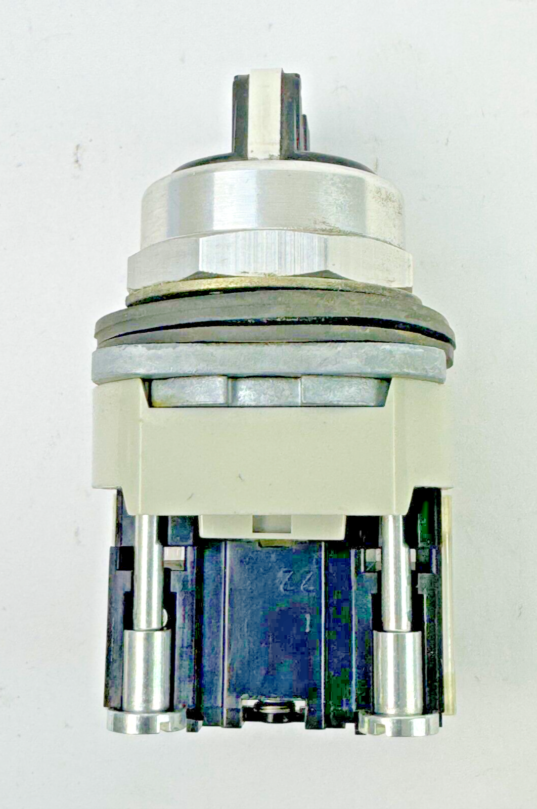 ALLEN-BRADLEY - 800T-J91 SER. T - SELECTOR SWITCH W/ 800T-XA SER. D BLOCK