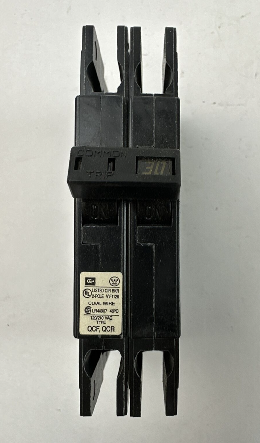 CUTLER HAMMER QCR2030T CIRCUIT BREAKER 120/240VAC 30AMP 2POLE