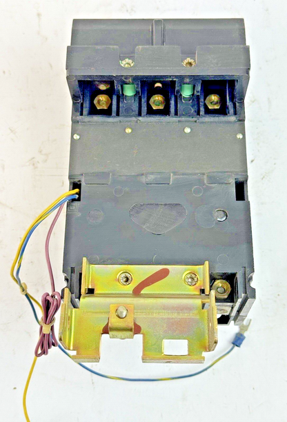 SQUARE D - FA34015-1212 - I-LINE CIRCUIT BREAKER W/ AUX. - 15AMP/3 POLE/480 VAC