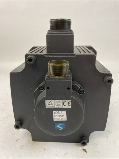 MITSUBISHI HC-SFS352K AC SERVO MOTOR 2000RPM OUTPUT 2.5kW INPUT 146VAC 17A