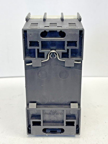 SIEMENS - 3RV1021-1GA10- CIRCUIT BREAKER / MOTOR PROTECTOR