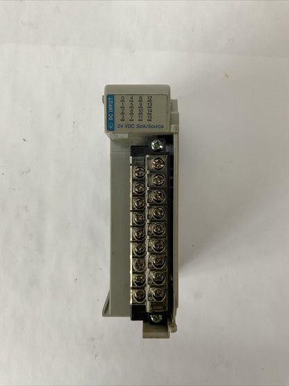 ALLEN BRADLEY 1769-IQ16 SER A F/W REV 3.1 DIR/VER 95320743/03 16PT INPUT MODULE