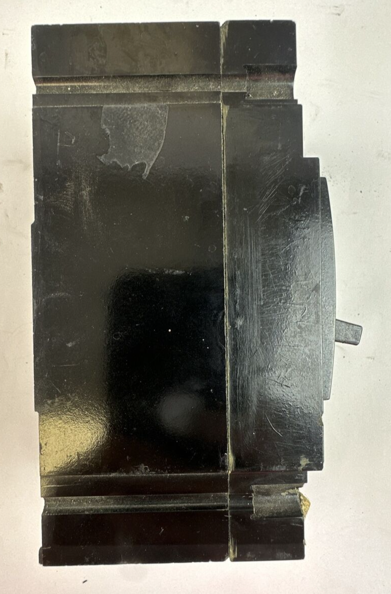 GE TEB122020 CIRCUIT BREAKER 250VDC 240VAC 20A 2POLE