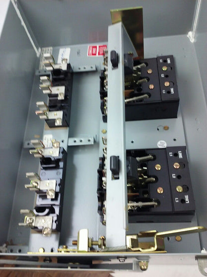 GE TH6661, MOD 10, Safety Switch, 30A, 600VAC/250DC, MAX H.P. 20, TYPE1-3R-5-12