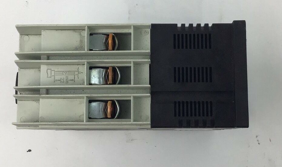 SIEMENS 3RV1742-5BD10 CIRCUIT BREAKER 480VAC 15A