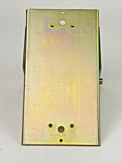 ALLEN BRADLEY - 1494V-M60 SERIES A - OPERATING MECHANISM FOR DISCONNECT SWITCH